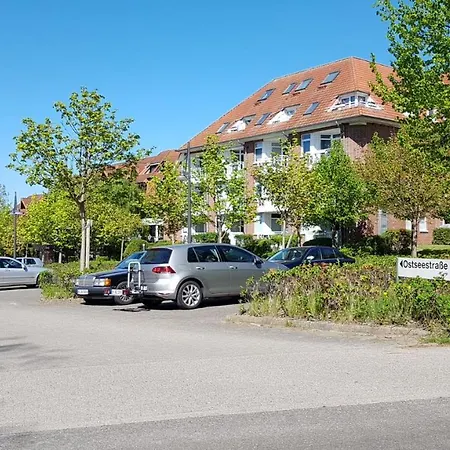 Pematra Ostseestrasse 2 * Lübeck