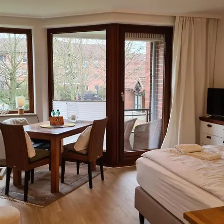 Pematra Ostseestrasse 2